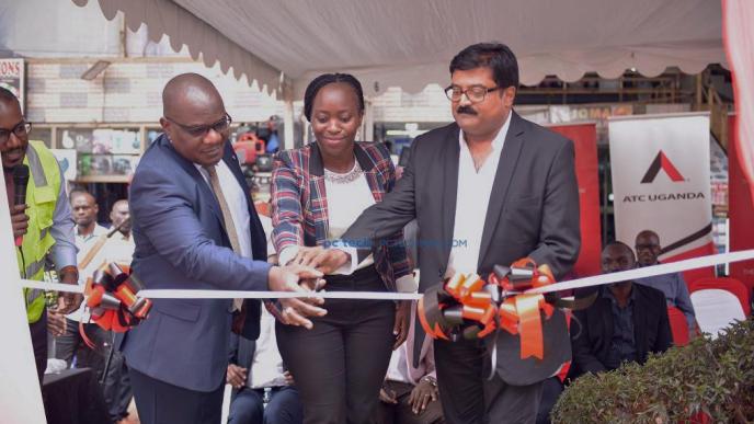 PICTURED (L-R): David Luyimbazi; Deputy ED at KCCA, Dorothy Kabagambe Ssemanda; CEO at ATC Uganda, and Manoj Murali; Managing Director of Airtel Uganda cut a ribbon to launch smart poles in Uganda. (PHOTO: PC Tech Magazine)