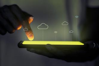 A hologram projector screen with cloud system technology. Image by rawpixel.com / Freepik