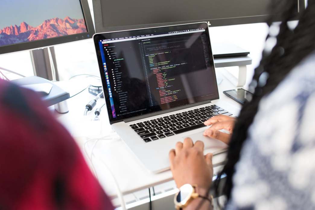 The most sought-after coding positions for the coming years up to 2024 include positions that open new and promising opportunities in the rapidly growing IT field. PHOTO: Christina Morillo/Pexels