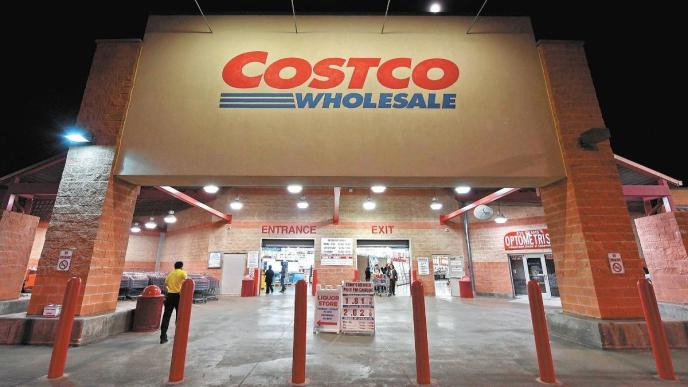 A Costco Wholesale retail club is photographed in Austin, Texas, U.S. on December 12, 2016. REUTERS/Mohammad Khursheed