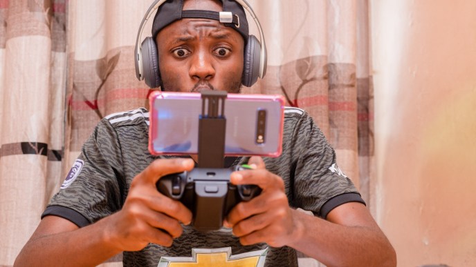 The advancement of mobile technology has certainly helped generate interest in mobile gaming. (PHOTO: Katende Erick and Blaise Wayinda)