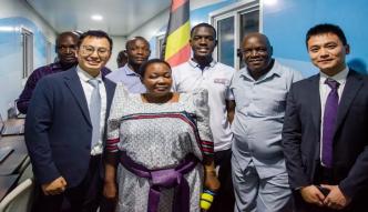 In Pictorial (Left-Right): Huawei’s technologies Uganda Co. Ltd Deputy Managing Director; Gao Jian, Prime Minister; Rt. Robinah Nabbanja, Huawei’s Public Relations Officer; Arinda Ronnie, Kakumiro District Resident District Commissioner; Maj (Rtd) Matovu David, and Ivan Chenyiwei from Huawei pose for a group photo after launching the Huawei DigiTruck Project in Kakumiro on Sunday, April 28, 2024 at the Kakmuiro District headquarters. COURTESY PHOTO