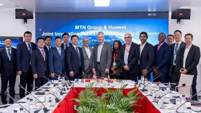 MTN Group and Huawei Technologies officials pose for a group photo at signing an MoU for a Joint Innovation Technology Lab which will be built at MTN Group's headquarters in South Africa.