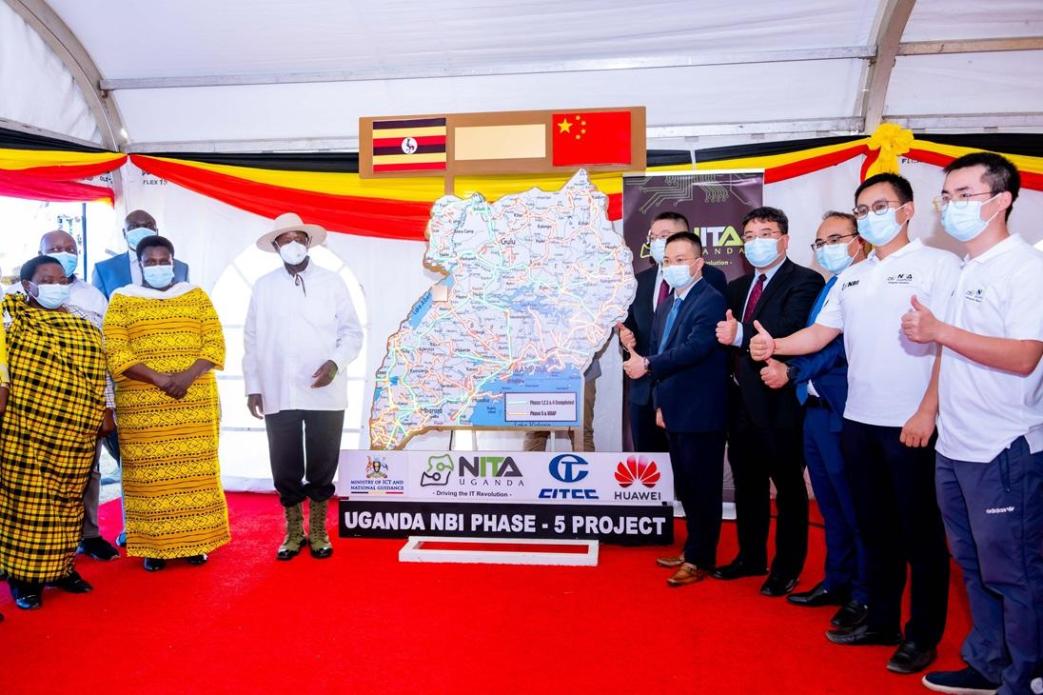 President Yoweri Kaguta Museveni (in hat) with the Vice President; Jesicca Alupo (2nd from left), Prime Minister; Robinah Nabbanja (extreme left), representatives from the Government of China, and other officials from NITA Uganda pose for a group photo after launching Phase 5 of the NBI Project. PHOTO: PPU