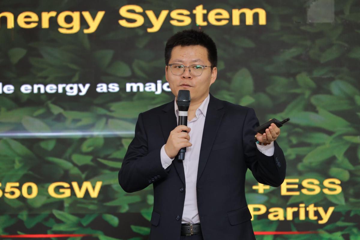 CEO of Huawei Digital Power Eastern Africa Region, Olivier speaking at the FusionSolar Partner Summit which was held in Kampala, Uganda to release the latest sustainable energy solutions into the Ugandan industry.