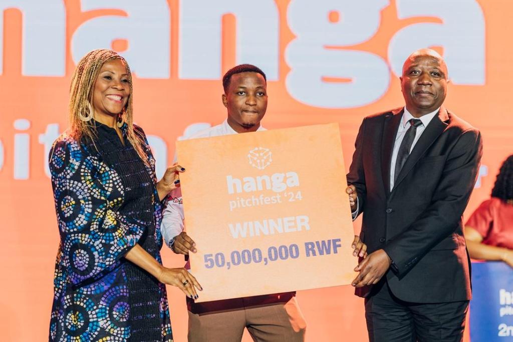 Sinc Today Limited (Cendric Mupenzi) emerged as the overall winner of the 2024 Hanga Pitchfest competition. Courtesy Photo: Hanga Pitchfest