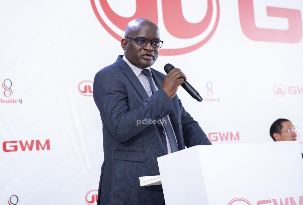 Eng. Dr. Timothy Tibesigwa speaking at the unveiling of the GWM showroom and Tank 500 flagship SUV in Uganda. PHOTO: PC Tech Magazine