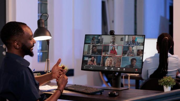 An employee attending a business meeting on videocall conference with colleagues. PHOTO: DCStudio / Freepik