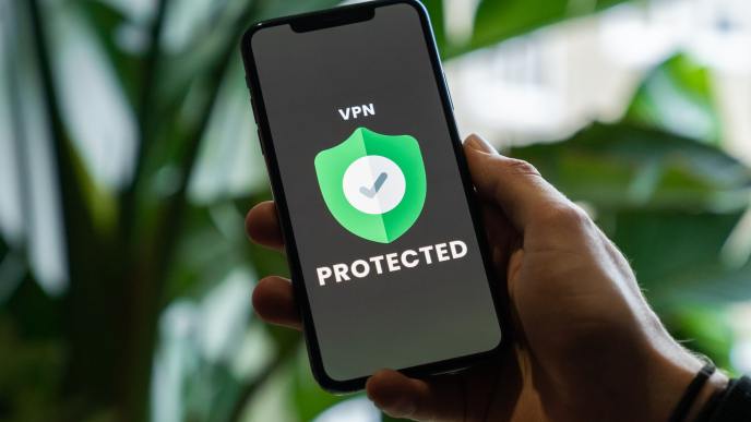 A VPN can hide your device and location, but websites and ISPs can still identify you in other ways. (PHOTO: Privecstasy/Unsplash)